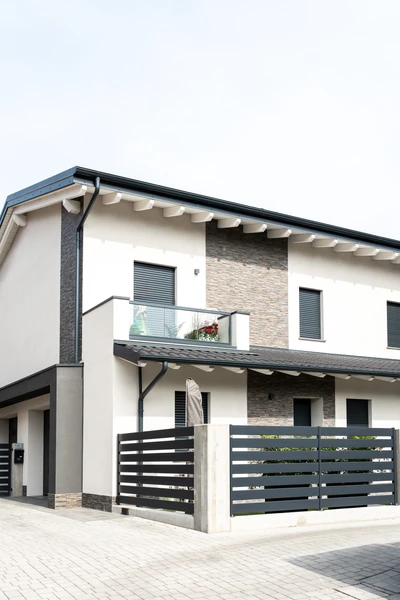Villa Gardens — 8