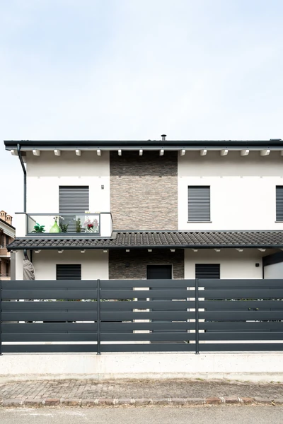 Villa Gardens — 10